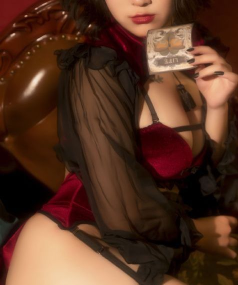 胸部丰满的妈妈2