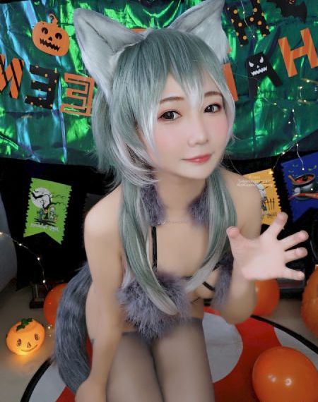班长让我吃她胸